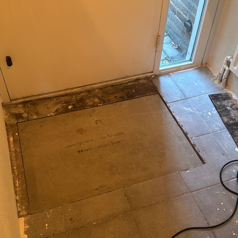 Luik vervangen in Hoorn, foto 1